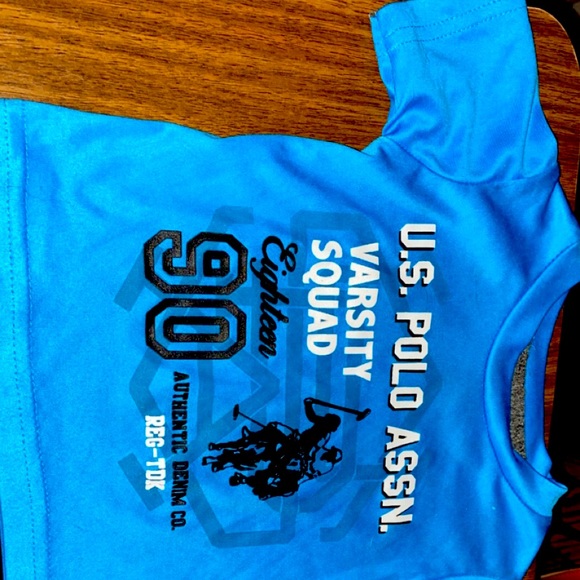 18-24 mths polo t-shirt - Picture 1 of 2